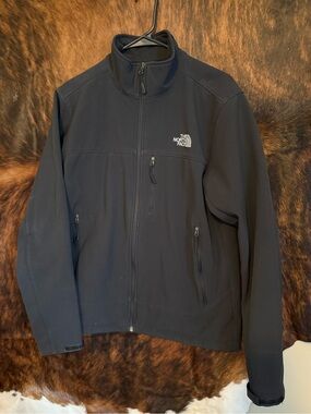 The North Face men’s jacket